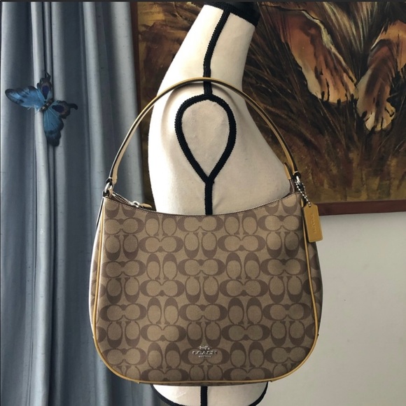 NWT Coach Shoulder Bag - Picture 5 of 7